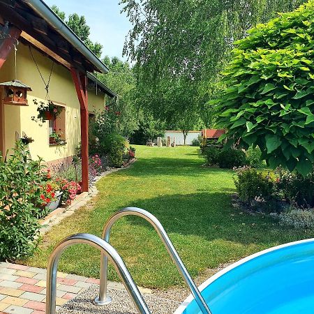 Ubytovani U Spacku Palava Novosedly  Экстерьер фото