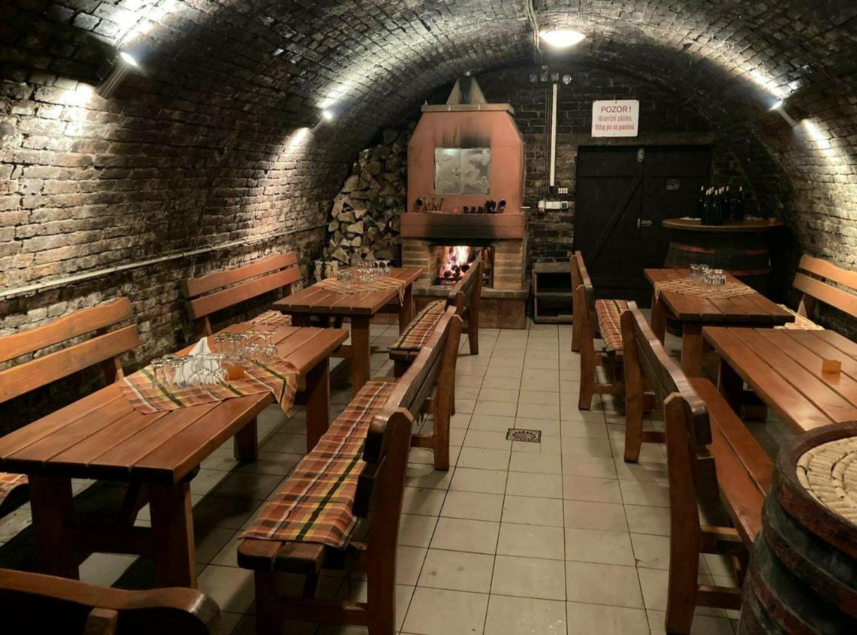 Ubytovani U Spacku Palava Novosedly  Экстерьер фото